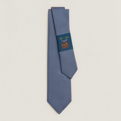 HERMÈS ネクタイ 羽デザイン カレ シルクタイ 7 cm 《オセアンH